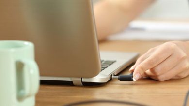 لپ تاپ به برق باشد